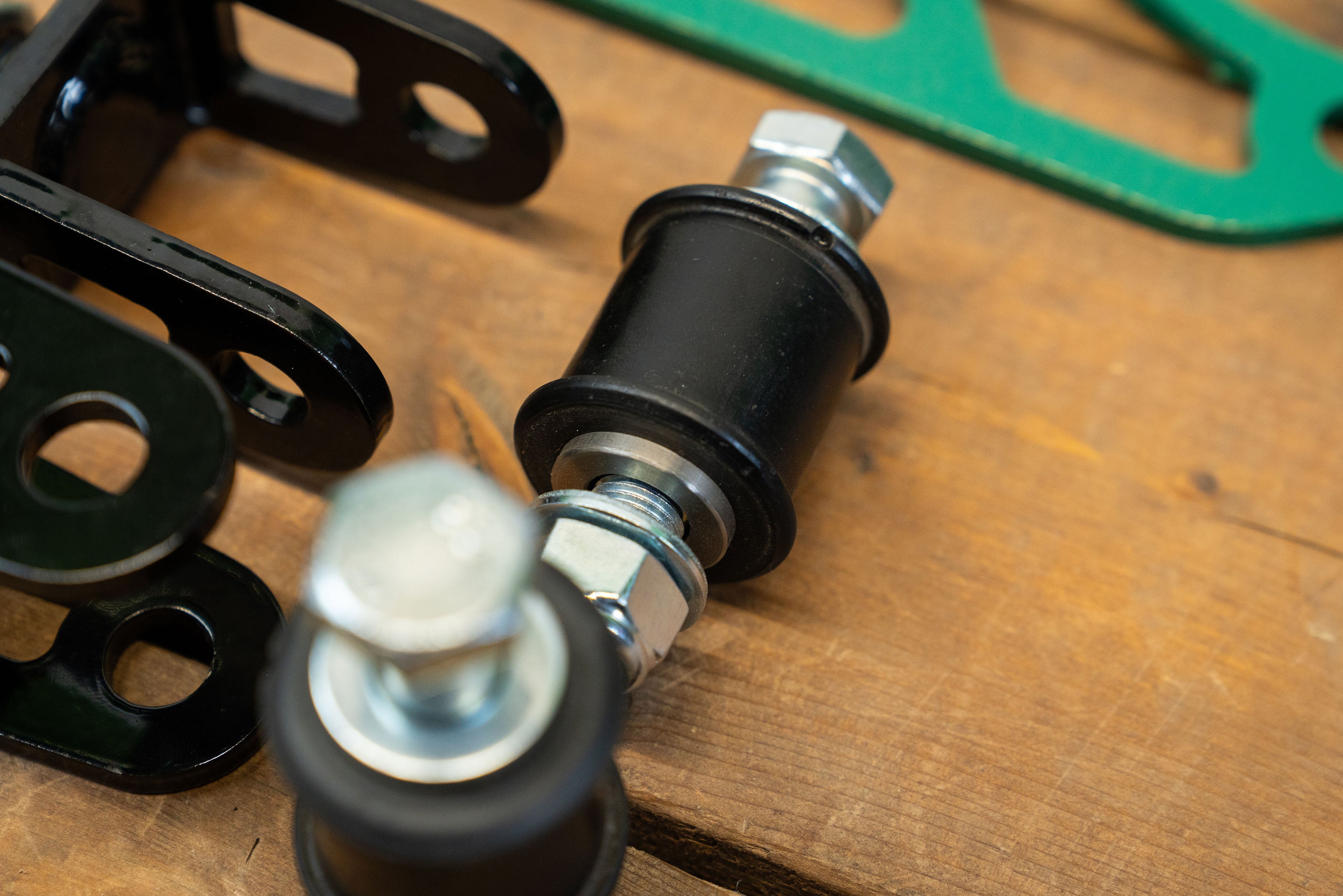 FDF RaceShop Nissan S-Chassis/R-Chassis/Z32 Hicas Delete Bracket