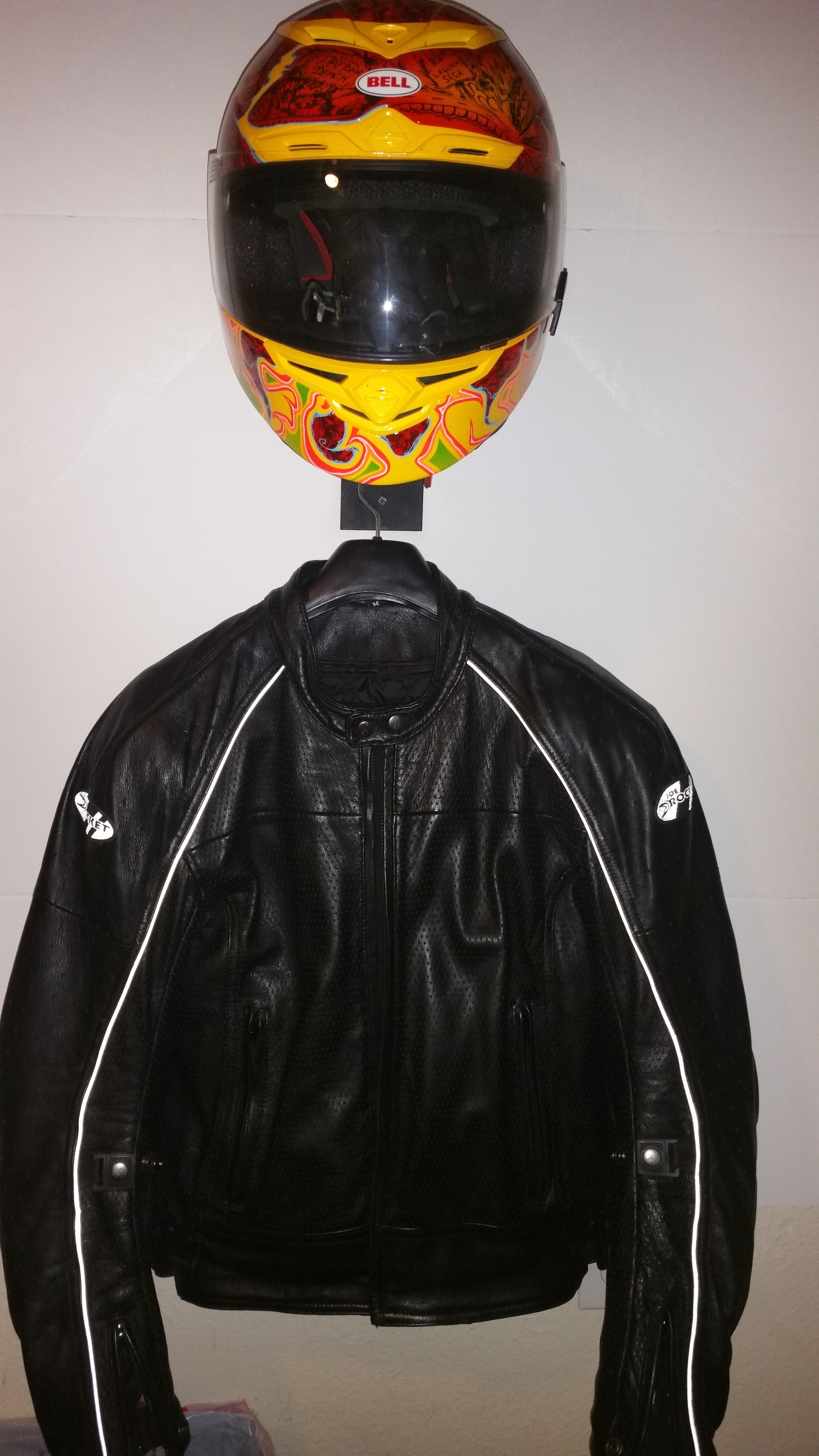 Helmet Wall Mount by RLS Exhaust