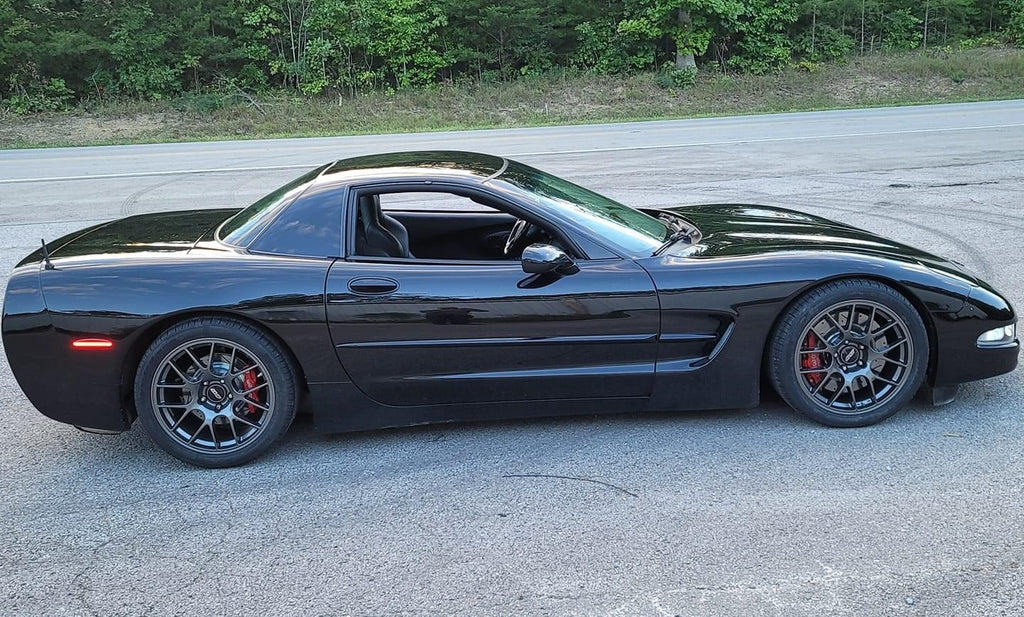 Silver’s NEOMAX 2-Way Coilovers Chevrolet Corvette C5 / C6 1997-2013