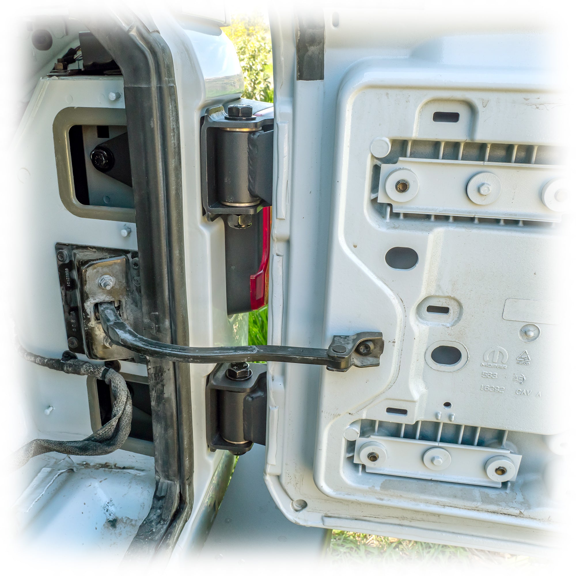 Turn Offroad Jeep JL Tailgate Reinforcement Tire Carrier | 2018–2025