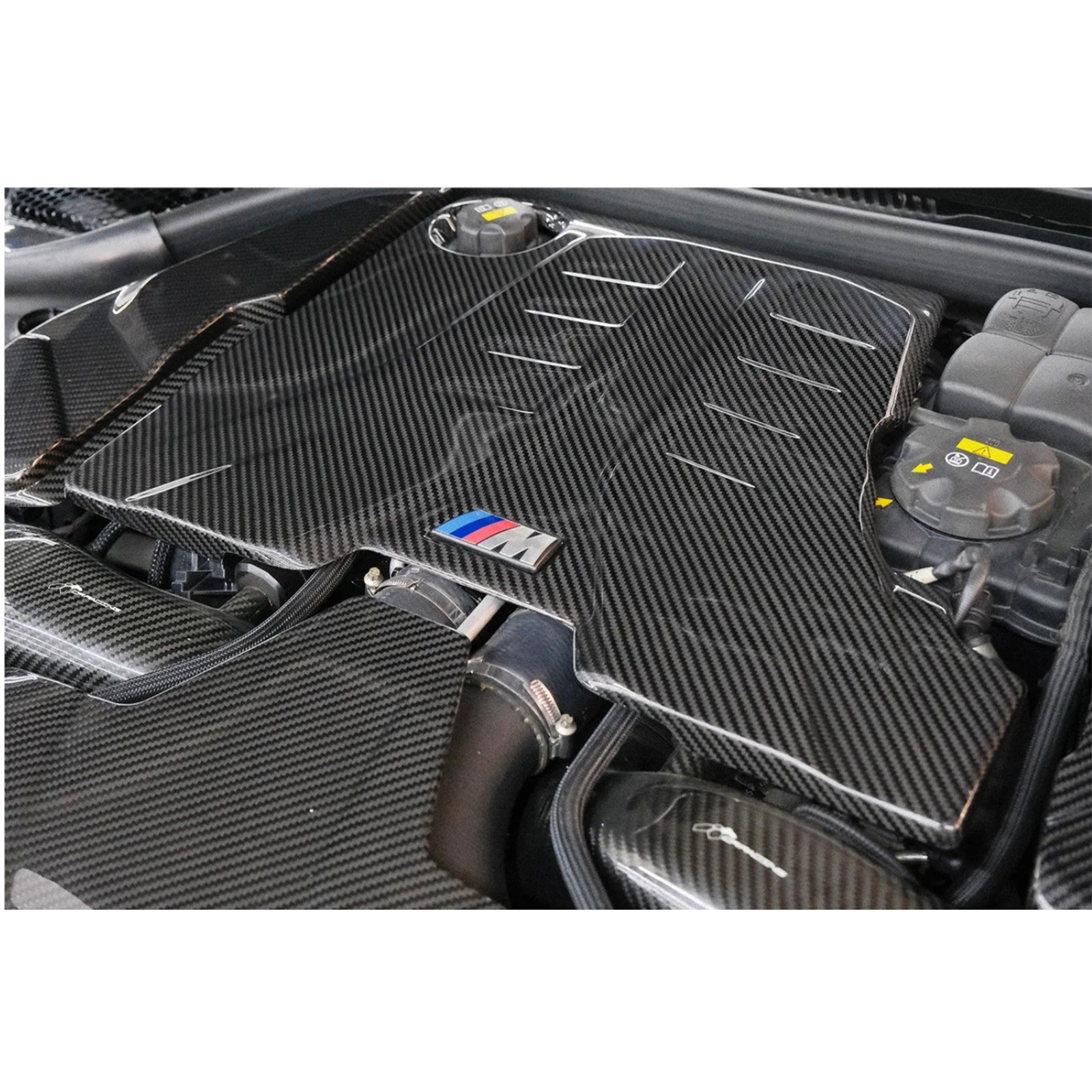 Carbon Fiber Upper Engine Cover for BMW F90 M5 - Bull Boost Performance
