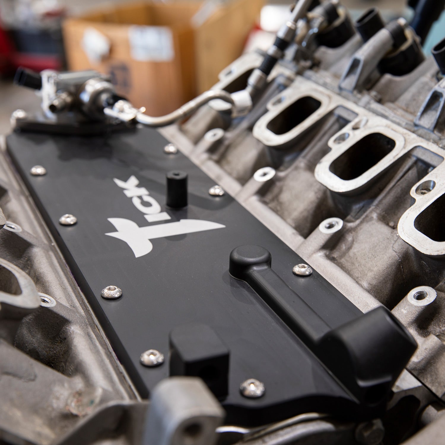 Billet Gen V LT  Valley Cover, DOD Delete By Tick Performance