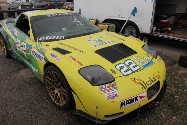 Trackspec Motorsports C5 Corvette GT2 CENTER Hood Louver C5GT2CL