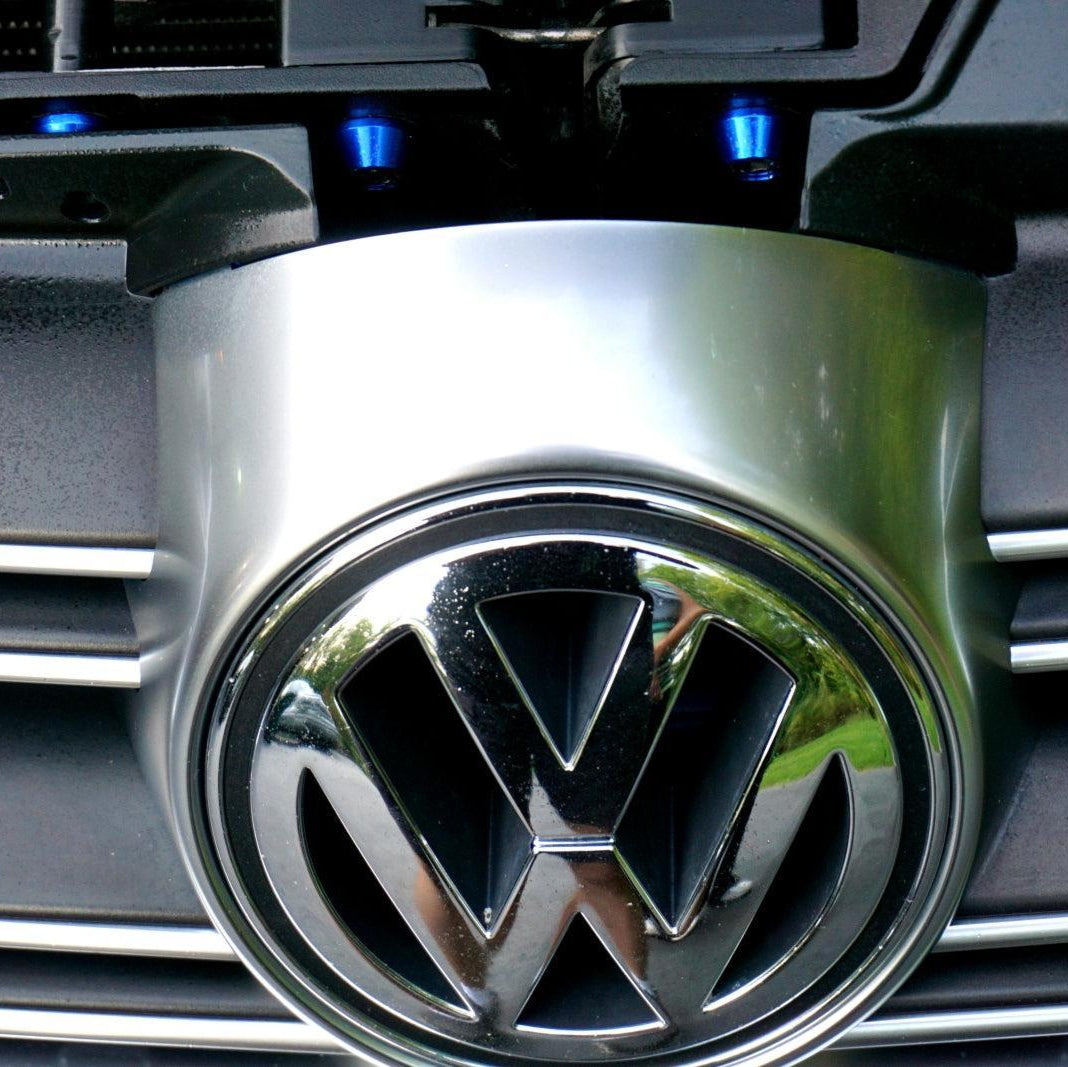 ZSPEC "Stage 1" Dress Up Bolts® Fastener Kit for '06-09 VW Golf R32 MK5, Stainless & Billet