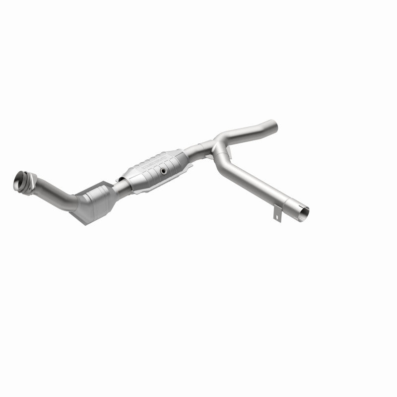 MagnaFlow Direct Fit Catalytic Converter 00-01 Ford F-150 4.6L 2wd