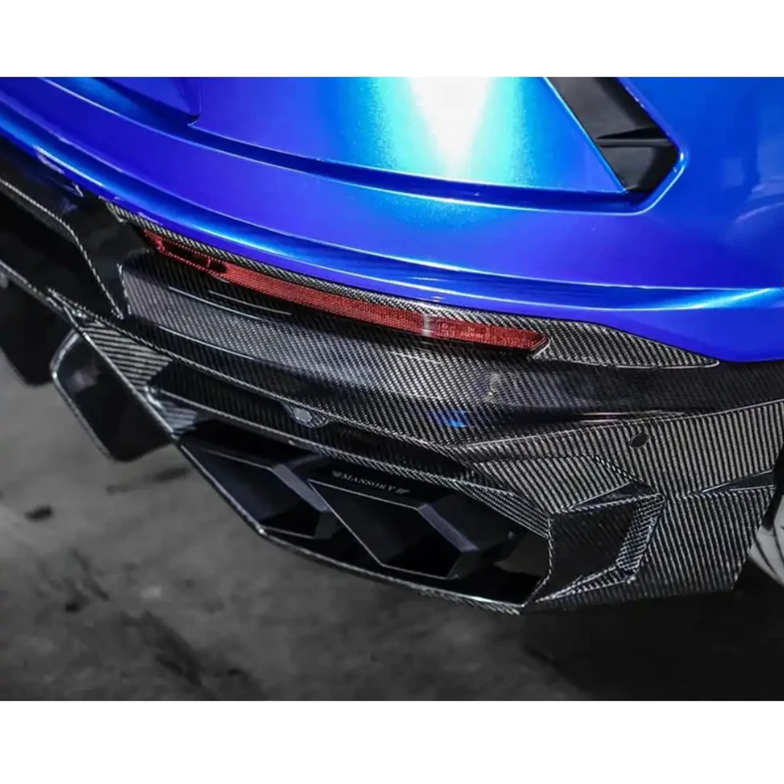 MSY Style Dry Carbon Fiber Rear Diffuser for Lamborghini Urus - Bull Boost Performance