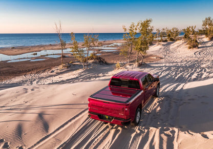 UnderCover 19-24 Chevy/GMC Silverado/Sierra 78in Fusion Bed Cover - Pull Me Over Red