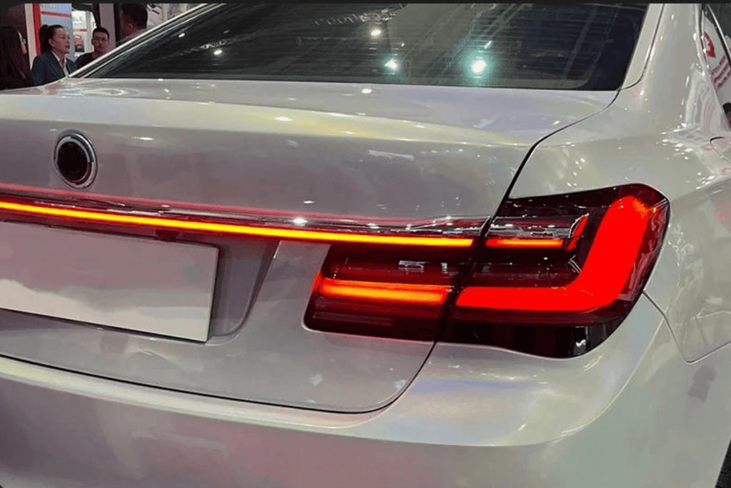 BMW F02 7 Series Red LED Luxury Beam Style Tail Lights (2008 - 2015)
