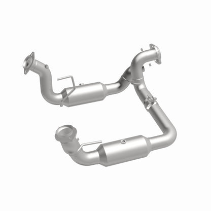 Magnaflow 20-22 Ford F-250 SD Single Underbody Direct Fit Cat Converter