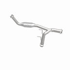 MagnaFlow Direct Fit Catalytic Converter 03-05 Ford Expedition/05-06 Lincoln Navigator 5.4L P/S