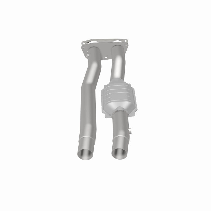 MagnaFlow Direct Fit Catalytic Converter 96-97 7.4L 3500 Truck Rear