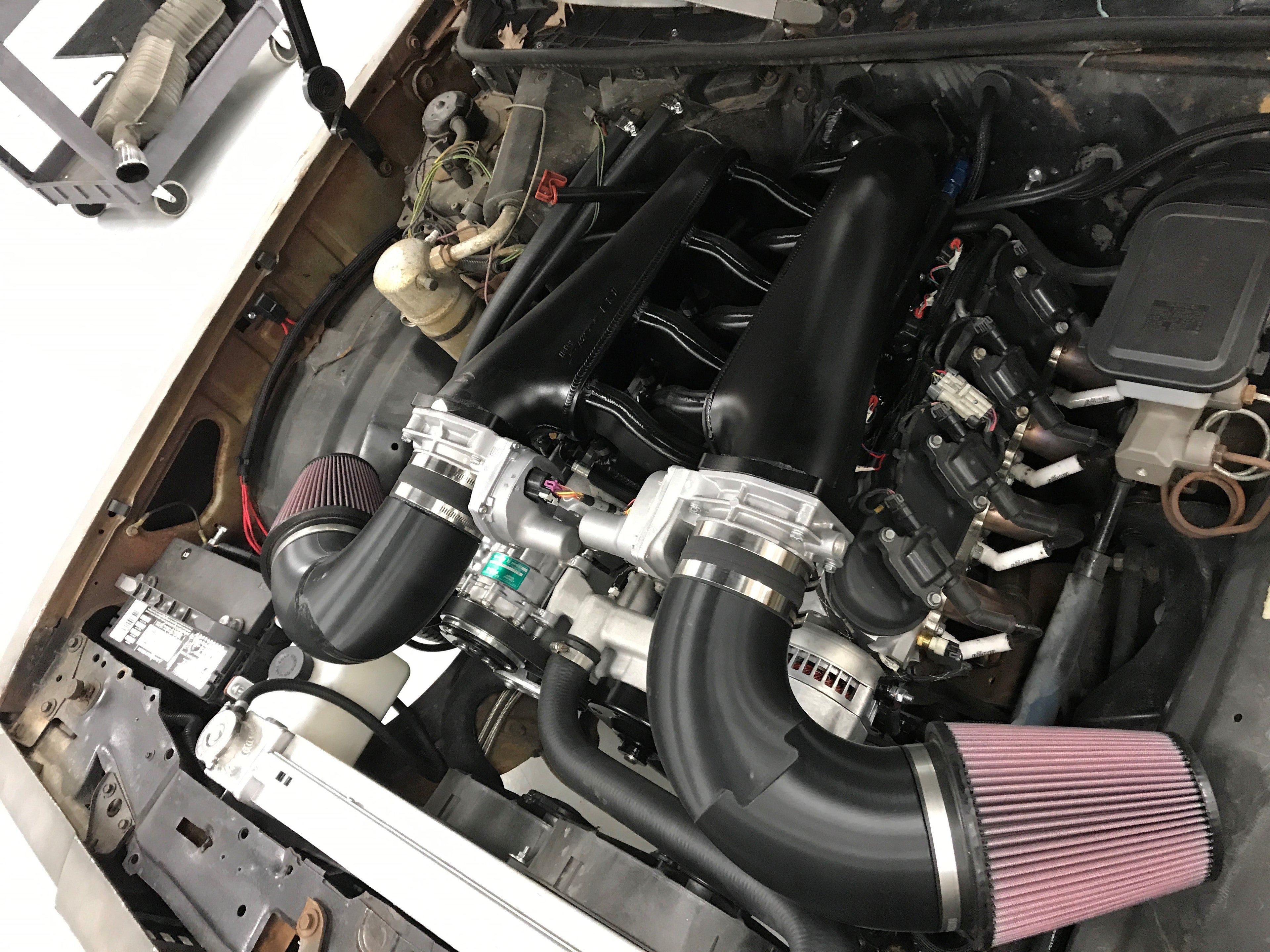 Sniper EFI Fabricated Intake Manifold Dual Plenum 92mm GM LS3/L92, and Fuel Rail Kit - Silver