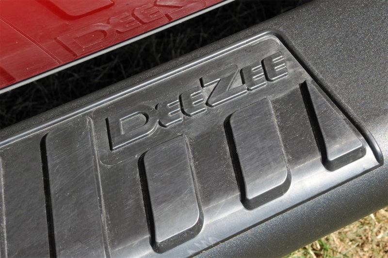 Deezee 99-23 Chevrolet/GMC/Dodge/Ford  Full Size Truck Tubes - 6In Oval - Black Steel (RegCab)