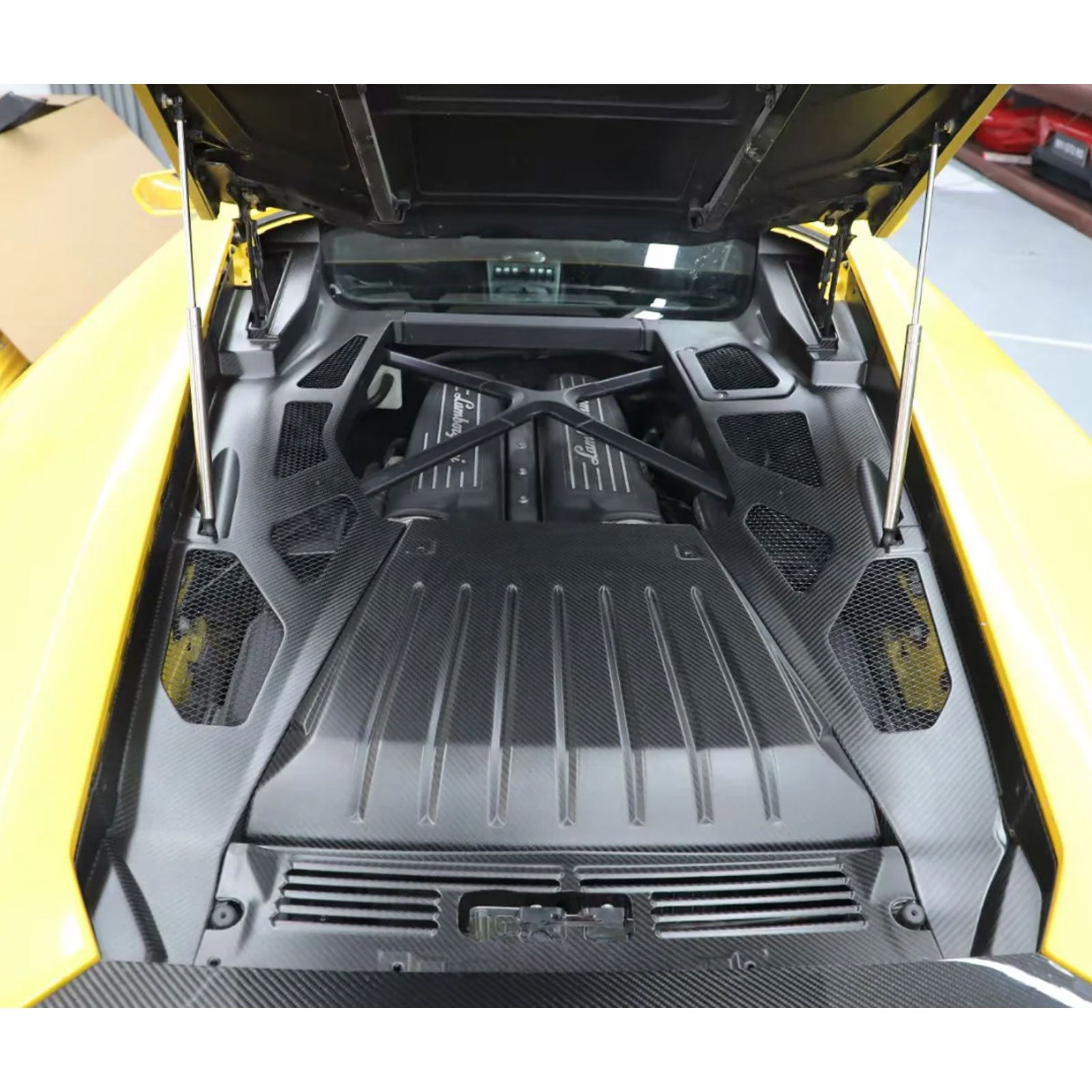 Carbon Fiber Engine Bay Cover Interior Trim for Lamborghini Huracan EVO - Bull Boost Performance