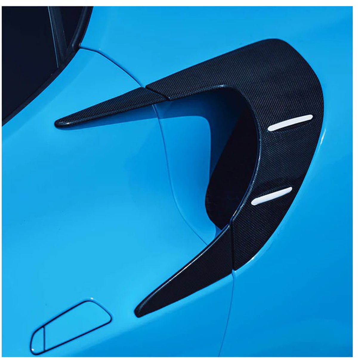 Dry Carbon Fiber Rear Fender Vent for Ferrari 296 GTB by Stratec Systems