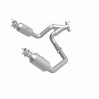 MagnaFlow 19-24 Ram 1500 5.7L OEM Grade Federal/EPA Compliant Direct-Fit Catalytic Converter