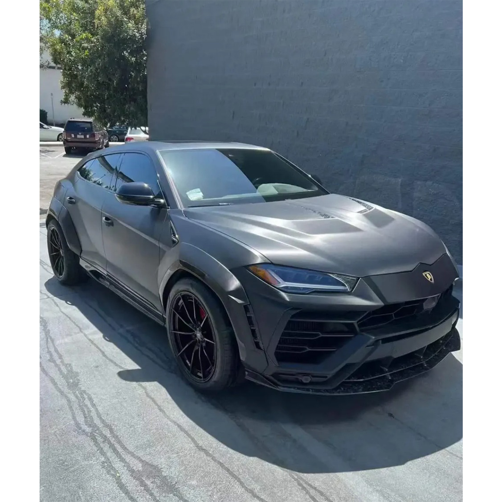 1016 Style Full Dry Carbon Fiber Aero Kit for Lamborghini Urus - Bull Boost Performance