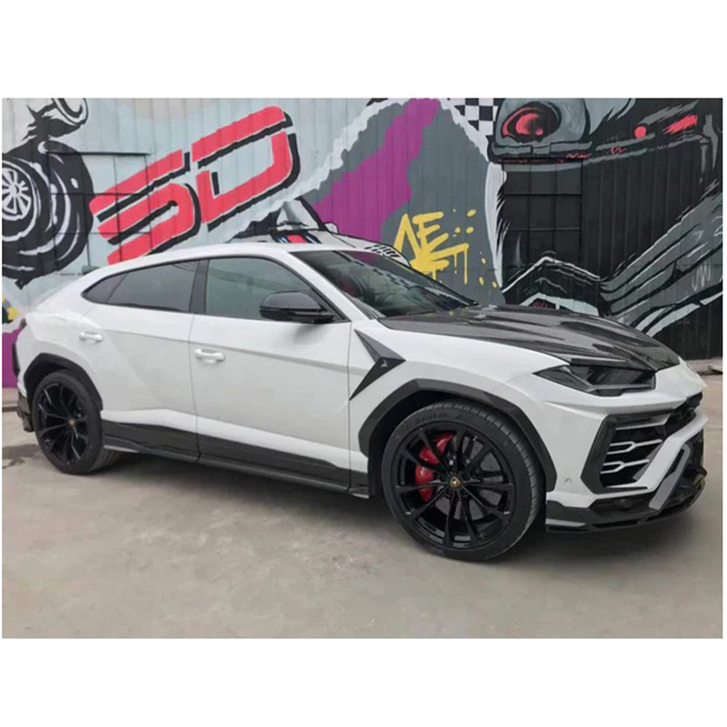 Dry Carbon Fiber Rocker Panel Side Skirts for Lamborghini Urus - Bull Boost Performance