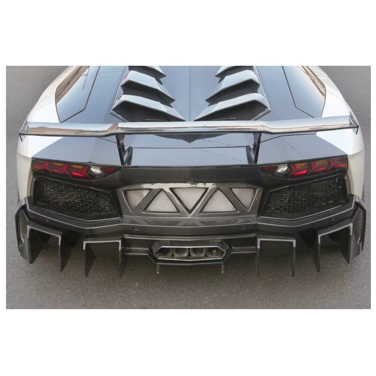 DM Style Dry Carbon Fiber Engine Hood for Lamborghini Aventador LP700 LP720 LP740 LP750 - Bull Boost Performance