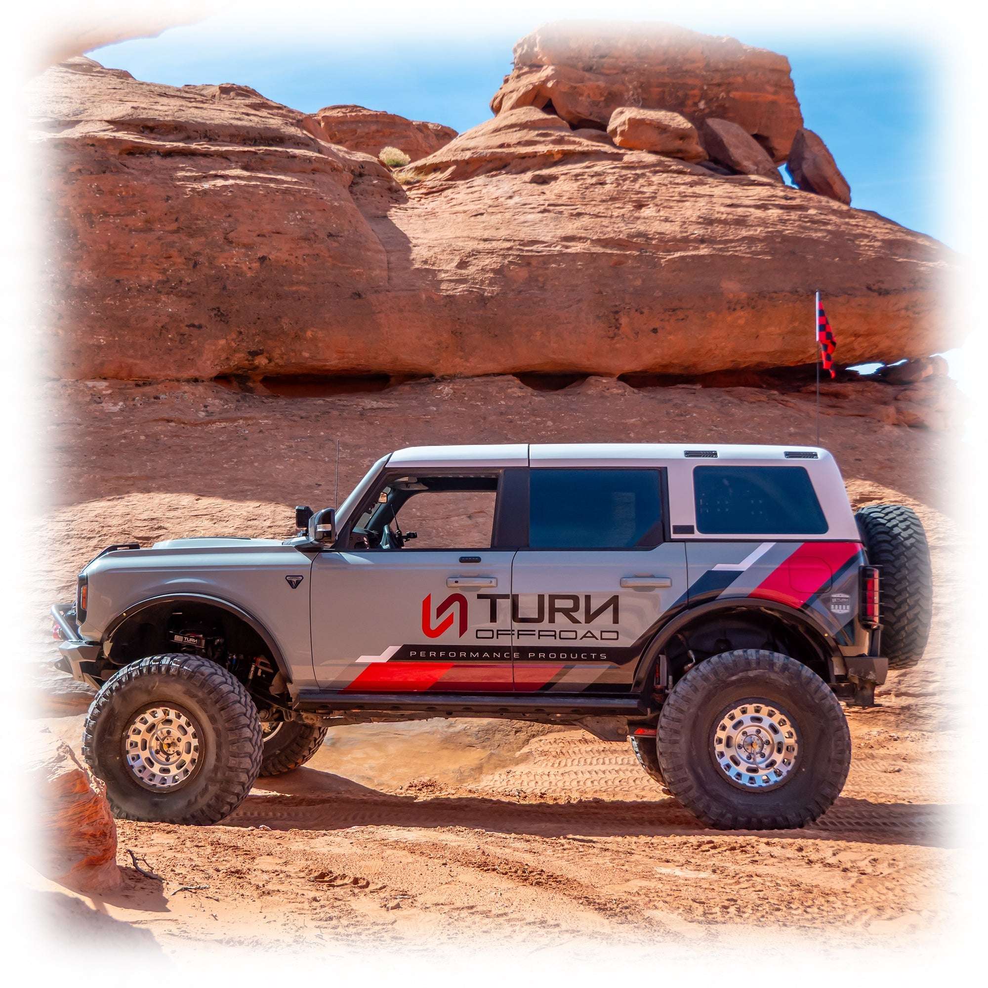 Turn Offroad TR10 Hard Top for Ford Bronco 4-Door with White Gelcoat