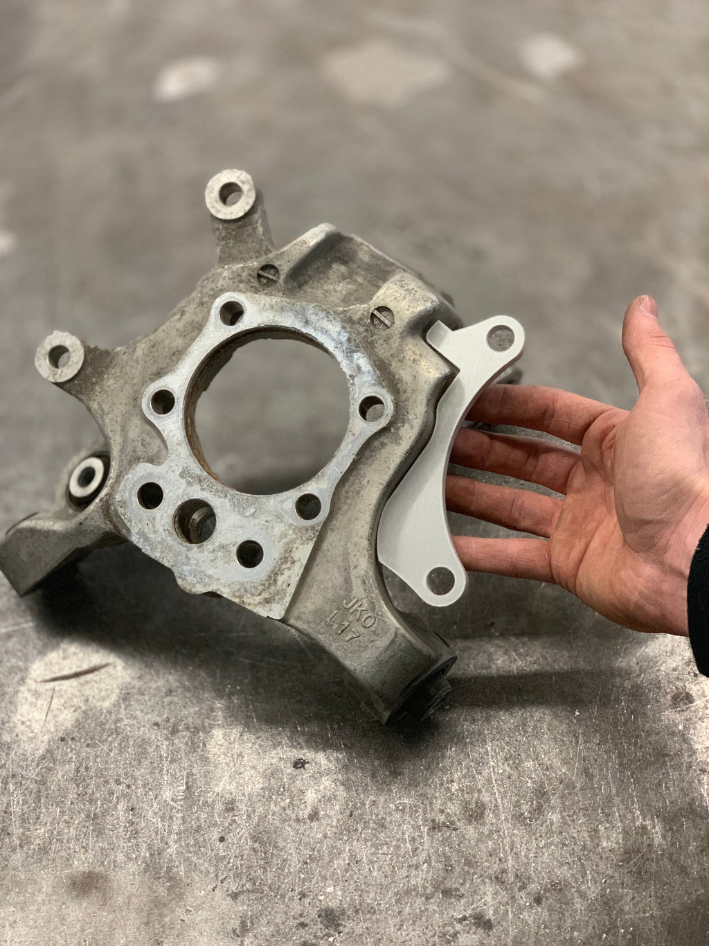 Nissan 350z Weld on Dual Caliper bracket - fdfraceshop