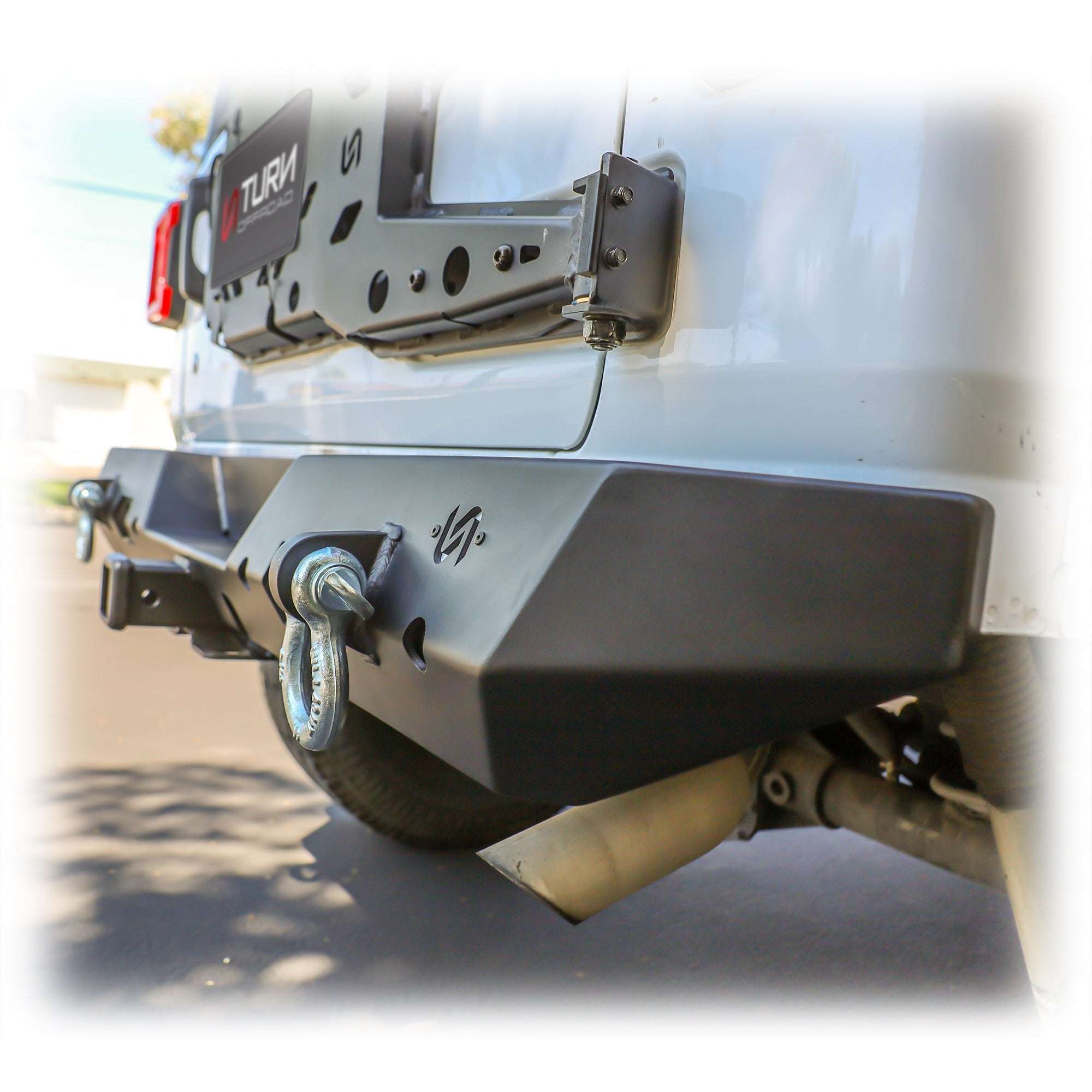 Turn Offroad Rear Bumper with LED Pod Lights and Hitch Receiver for Jeep Wrangler JL