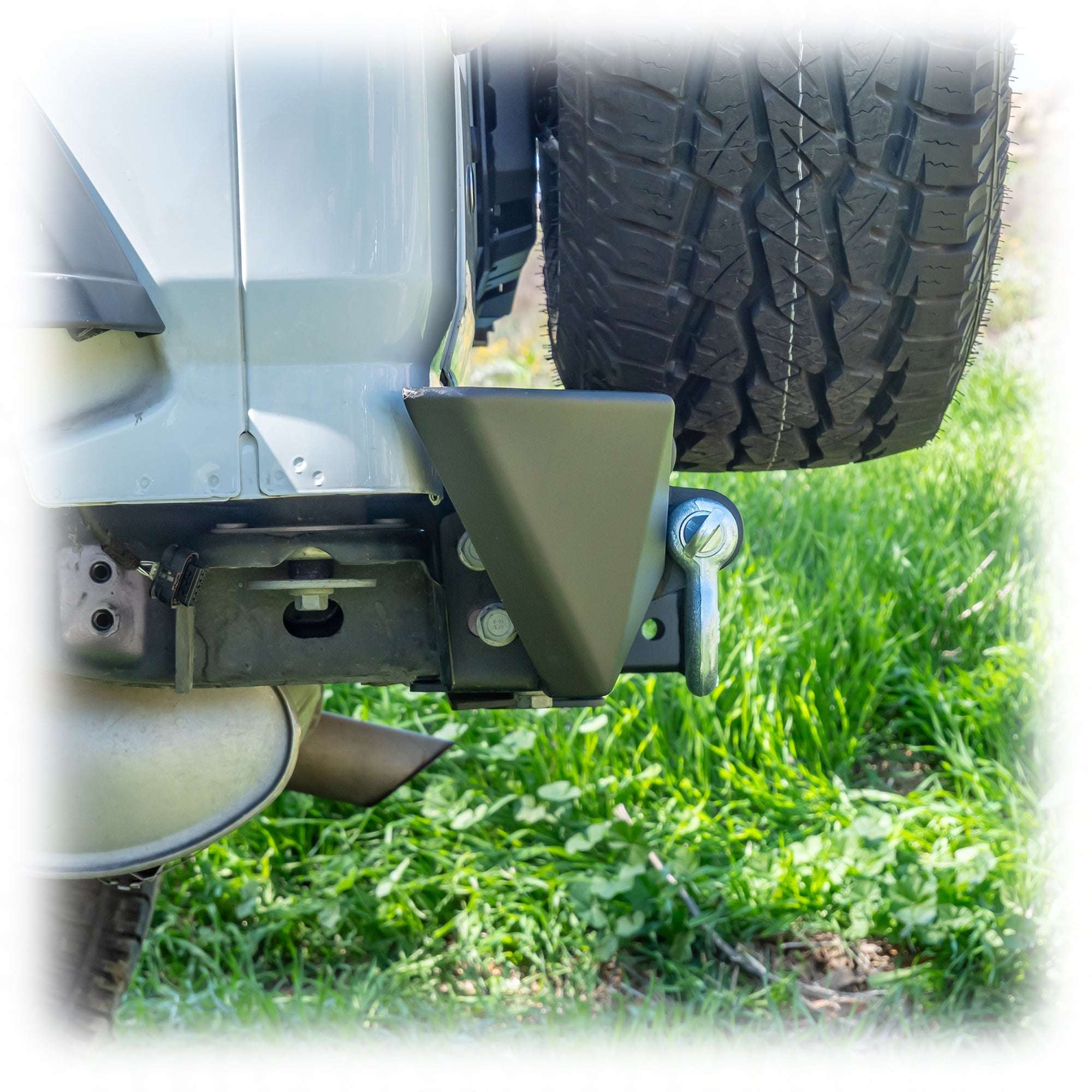 Turn Offroad Minimalist Rear Bumper with LED Pod Lights and Hitch Receiver for Jeep Wrangler JL