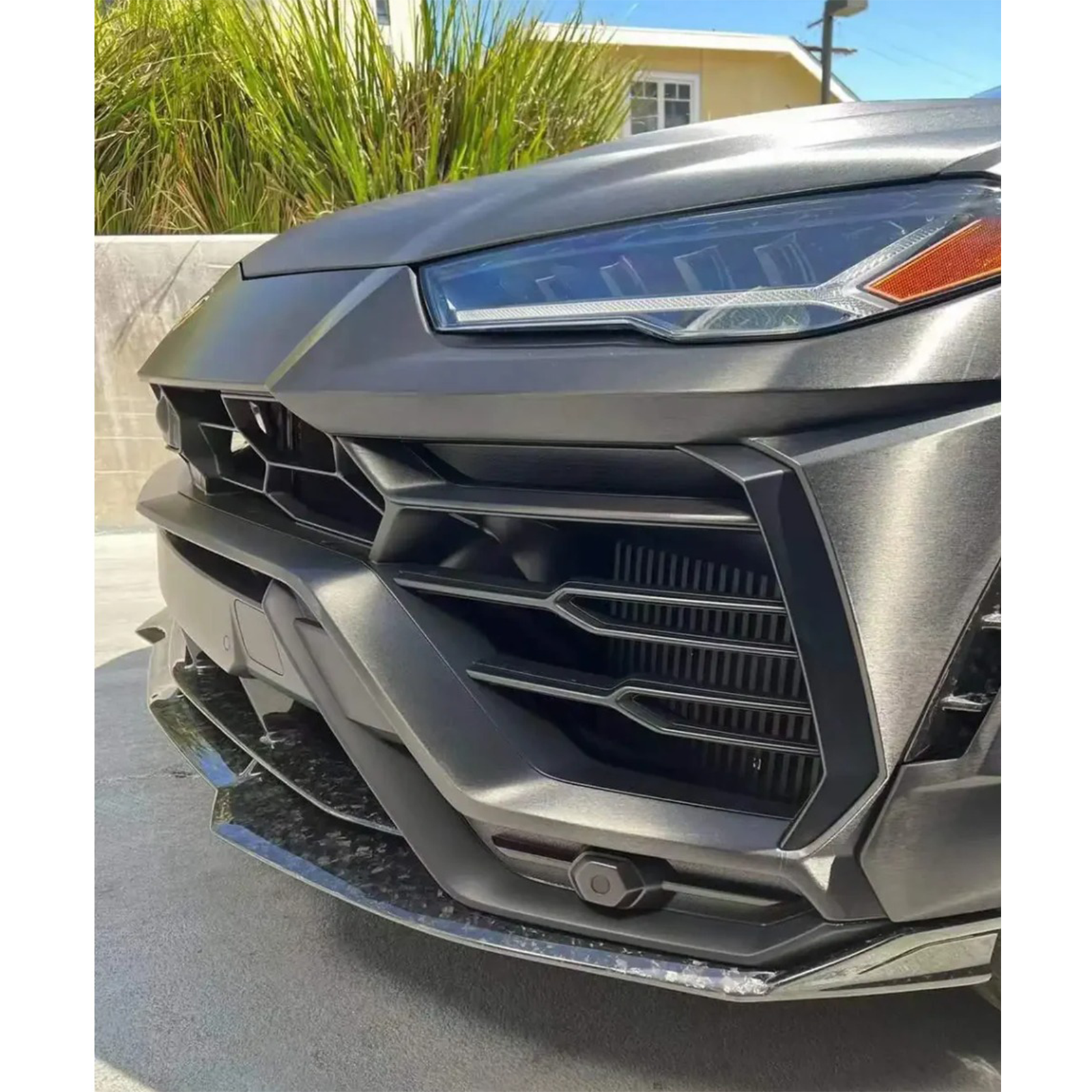 1016 Style Full Dry Carbon Fiber Aero Kit for Lamborghini Urus - Bull Boost Performance