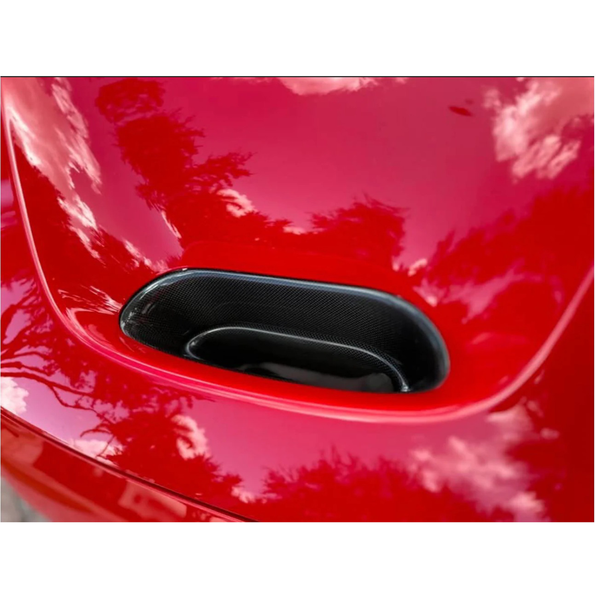Dry Carbon Fiber Hood Air Guide Trim for Ferrari F8 by Stratec Systems