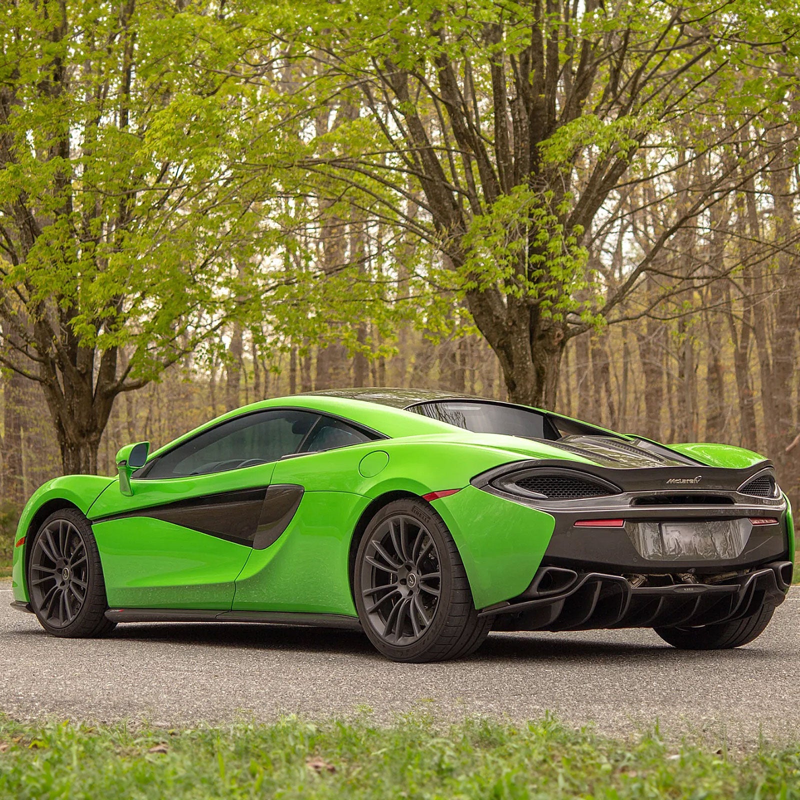 STRATEC Dry Carbon Fiber Side Skirts for McLaren 570S - Bull Boost Performance