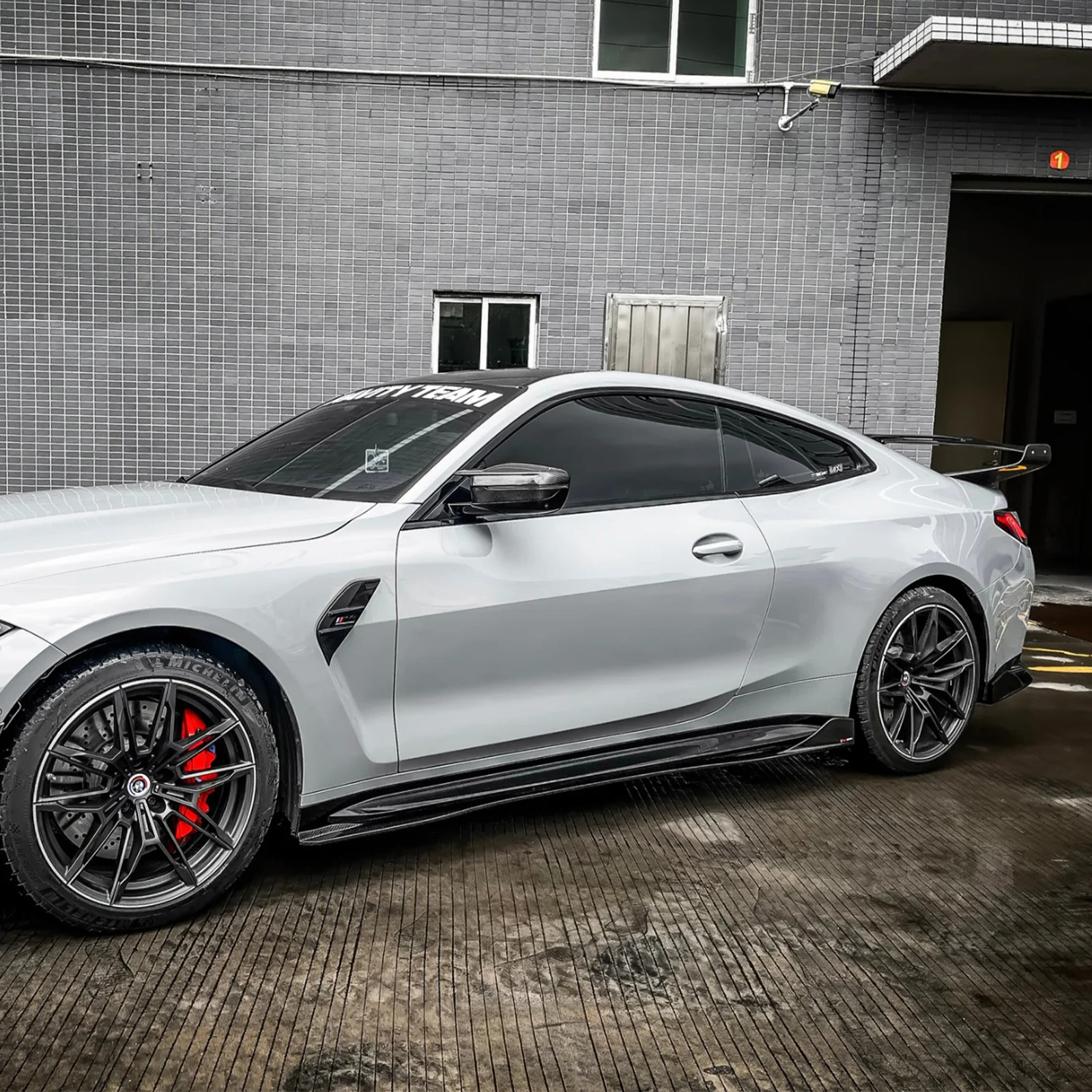 Prepreg Carbon Fiber TK Finned Side Skirts for BMW G80 M3 G82 M4 - Bull Boost Performance
