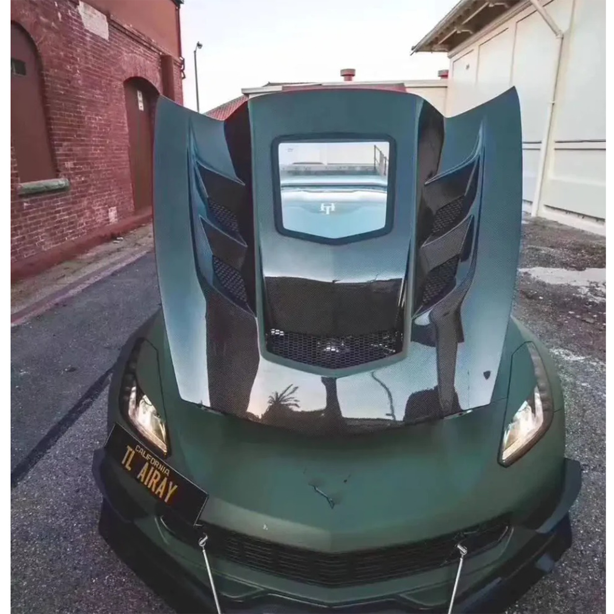 Carbon Fiber Vented Hood Bonnet for Chevrolet Corvette C7 by Stratec Systems