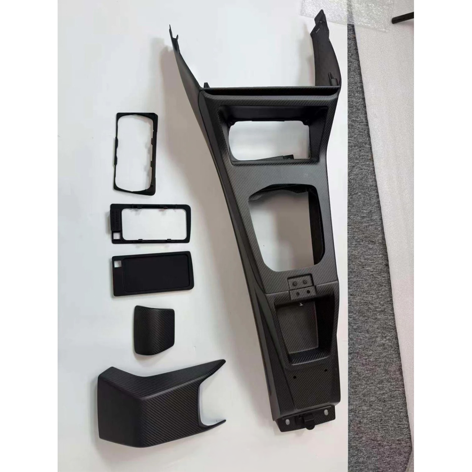Carbon Fiber CSL Style Center Console Control Panel for BMW G87 M2 G80 M3 G82 M - Bull Boost Performance