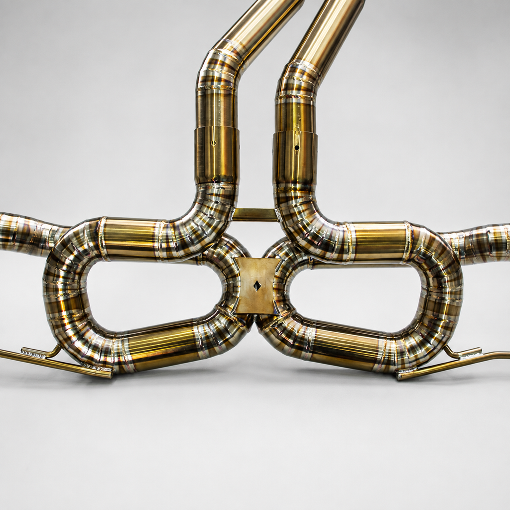 Valved Sport Exhaust System for Lamborghini Urus by Stratec Systems