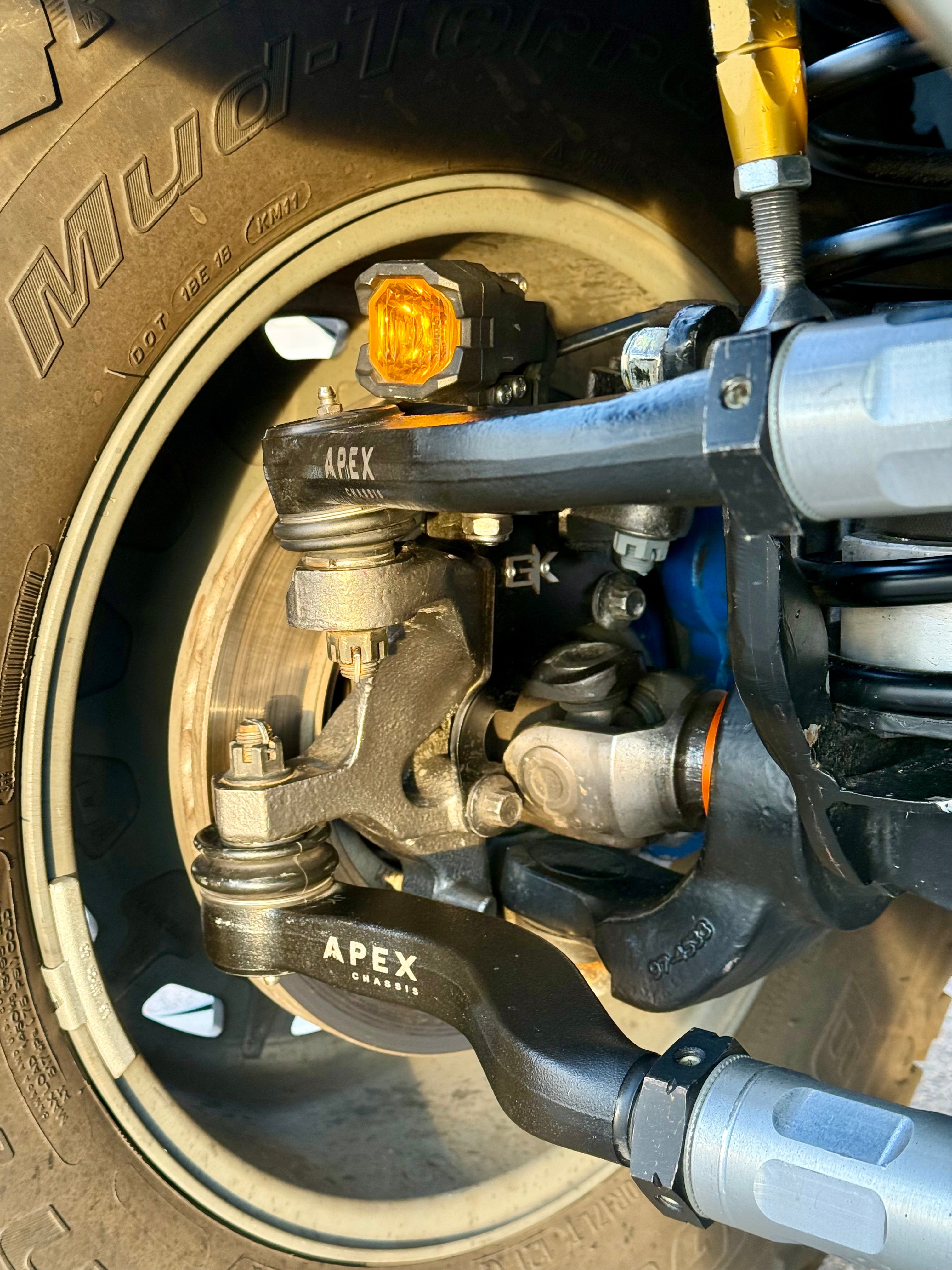 Jeep WJ Grand Cherokee Steerable Knuckle Pod Light Mounts (1999-2004) By Gatekeeper Off-Road