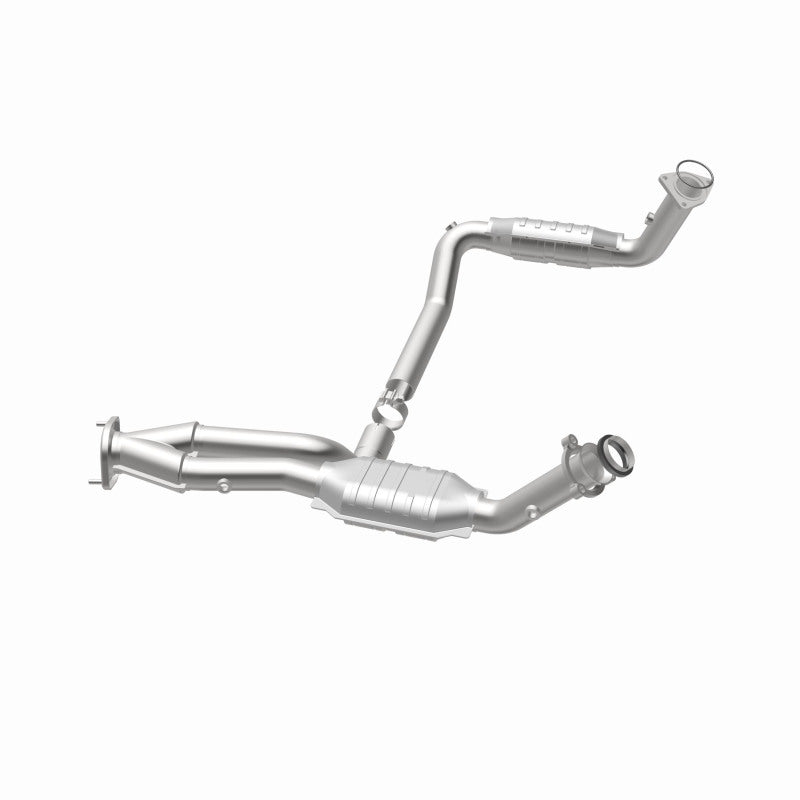 MagnaFlow Conv DF 02-06 Cadillac Truck. 8 5.3L Dual Conv. Y-Pipe Assy 2wd/Chevy Truck 99-07