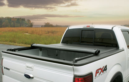 Lund 19-23 Chevrolet Silverado 1500 (5.5ft. Bed) Genesis Roll Up Tonneau Cover - Black