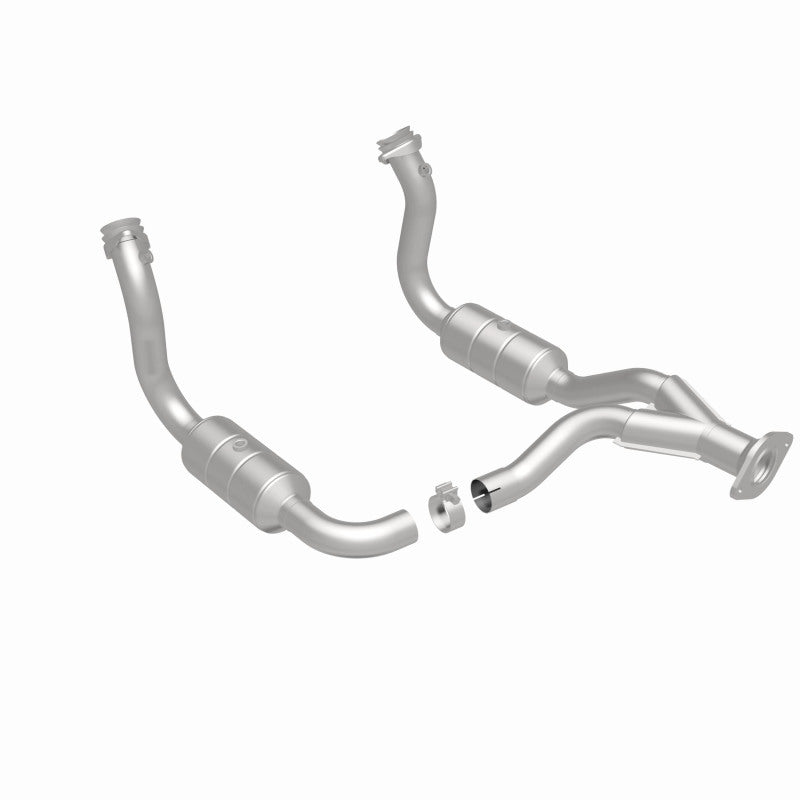 Magnaflow Conv DF 08-10 Ford F-250/F-250 SD/F-350/F-350 SD 5.4L/6.8L / F-450 SD 6.8L Y-Pipe Assembly