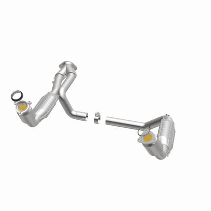 MagnaFlow Conv DF 99-00 Chevy Pickups 4.3L