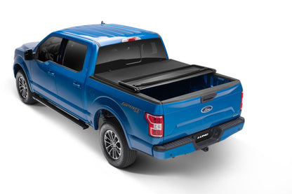 Lund 21+ Ford F-150 (5.5ft. Bed) Genesis Tri-Fold Tonneau Cover - Black