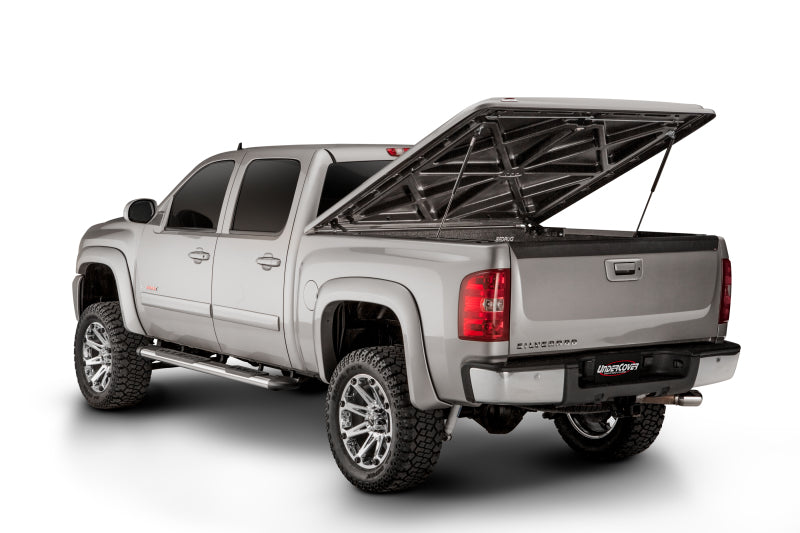 UnderCover 19-20 Chevy Silverado 1500 6.5ft Lux Bed Cover - Silver Ice