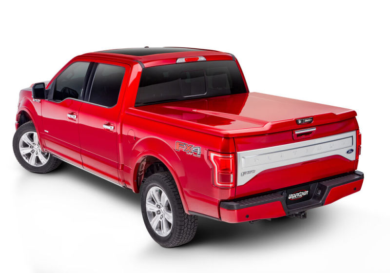 UnderCover 16-18 Chevy Silverado 1500 (19 Legacy) 6.5ft Elite LX Bed Cover - Pull Me Over Red