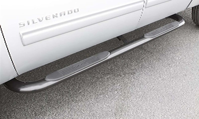 Lund 15-18 Ford F-150 SuperCrew 4in. Oval Curved SS Nerf Bars - Polished