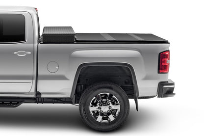 Extang 19-20 Chevy/GMC Silverado/Sierra 1500 (8 ft) Solid Fold 2.0 Toolbox