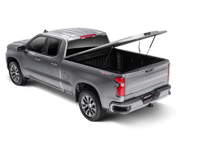 UnderCover 19-20 Chevy Silverado 1500 6.5ft Elite LX Bed Cover - Black Meet Kettle