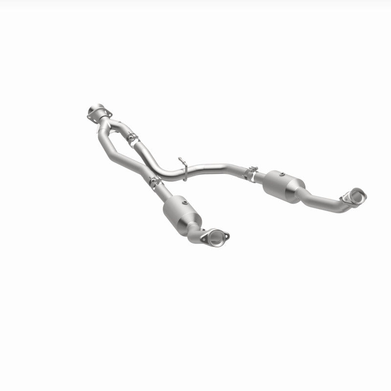 MagnaFlow 20-21 Ford Transit-150 Single Underbody V6 3.5L RWD Direct-Fit Catalytic Converter