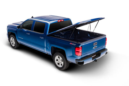 UnderCover 19-20 Chevy Silverado 1500 5.8ft Lux Bed Cover - Pull Me Over Red