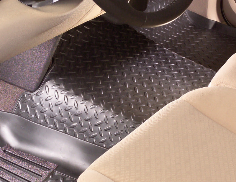 Husky Liners 99-06 Chevy Silverado/GMC Sierra (incl. HD) Classic Style Center Hump Black Floor Liner