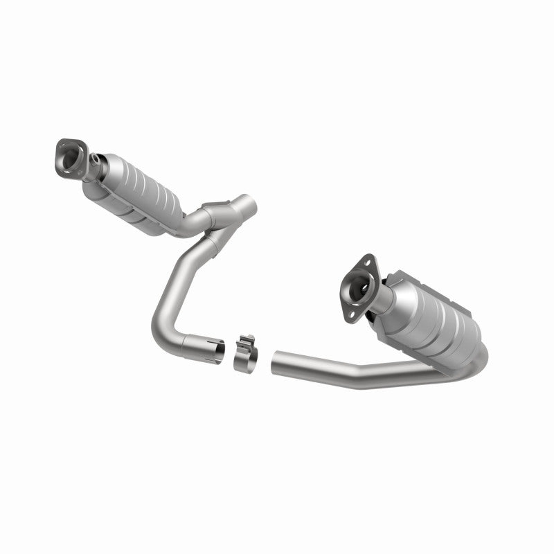 MagnaFlow 06 Mitsubishi Raider Catalytic Converter DF (California)