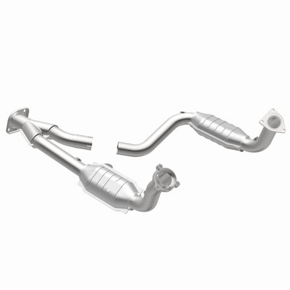 MagnaFlow Conv DF 03-06 Chevy SSR 5.3/6.0 OEM